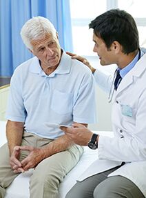 ein Patient mit Prostatitis bei einem Facharzttermin